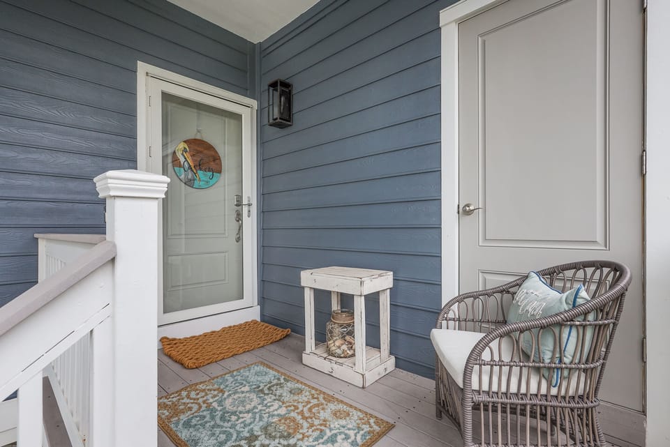 Enter into your getaway retreat!