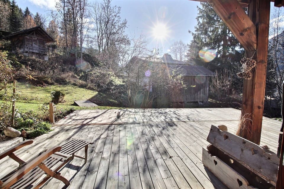 Shared Sunny Terrace