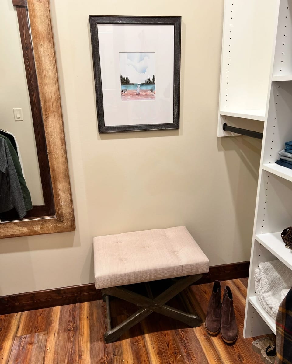 Owner’s suite closet.