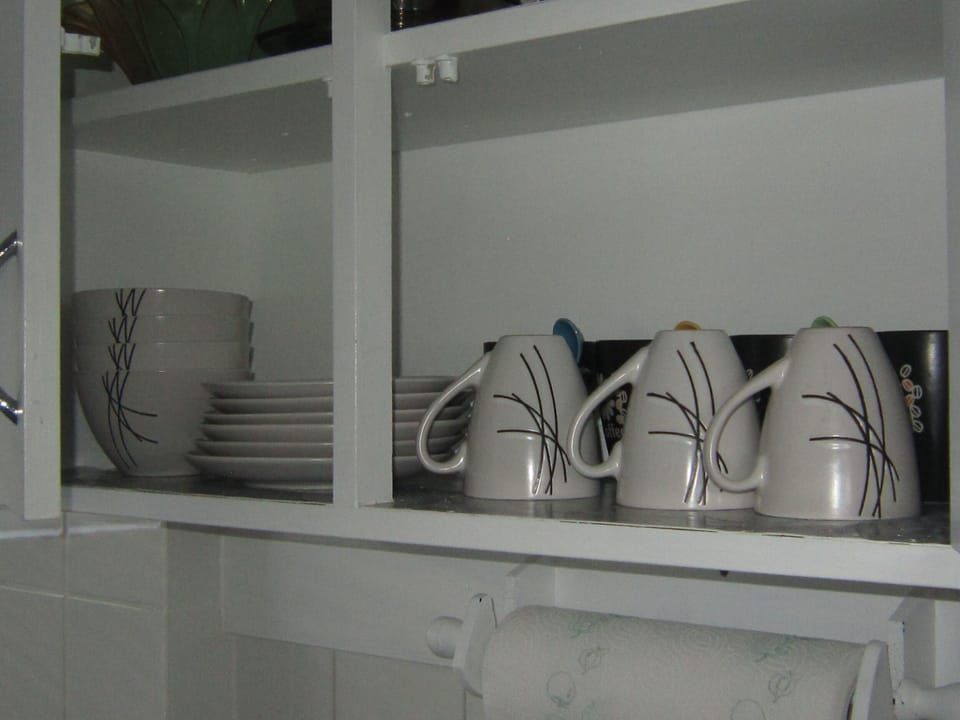 All kitchen utensils provided.