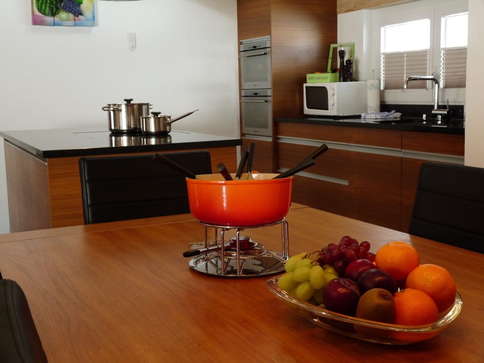 Kitchen and dining area.