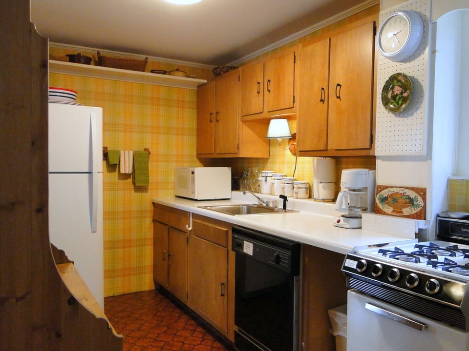 Downstairs kitchen