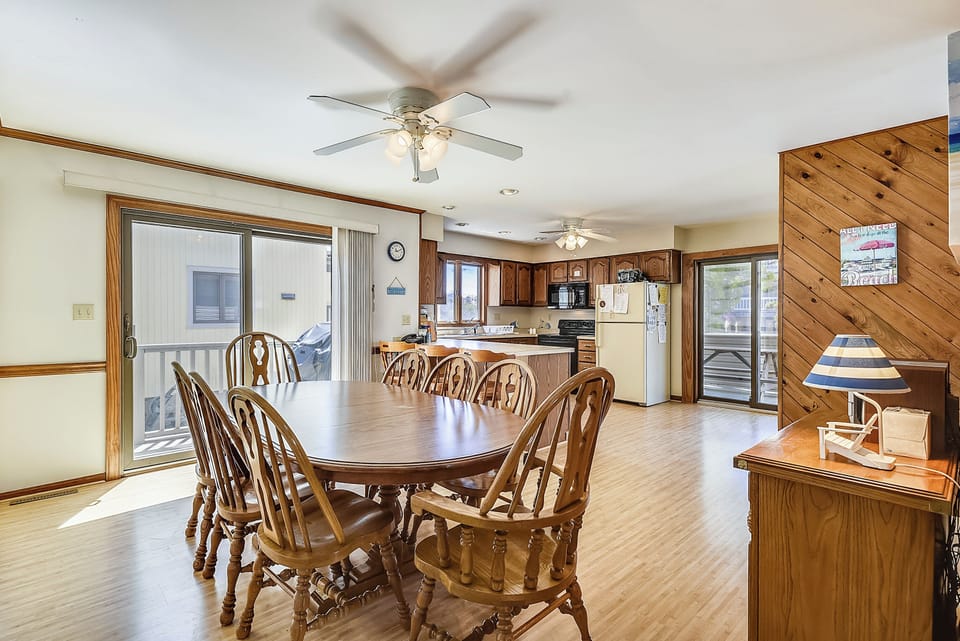 Main Level,Dining Area,