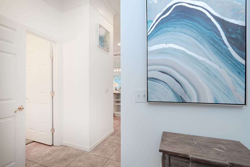 Entrance - Welcome to Dolphin Waves
