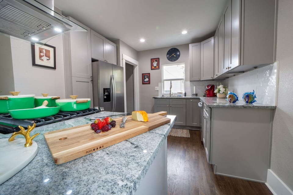 Newly remodeled kitchen with the best appliances and gas stove