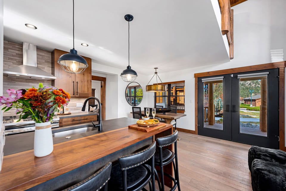 Fully equipped kitchen