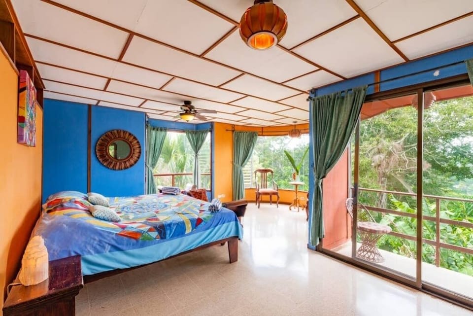 Main house - master bedroom (3)