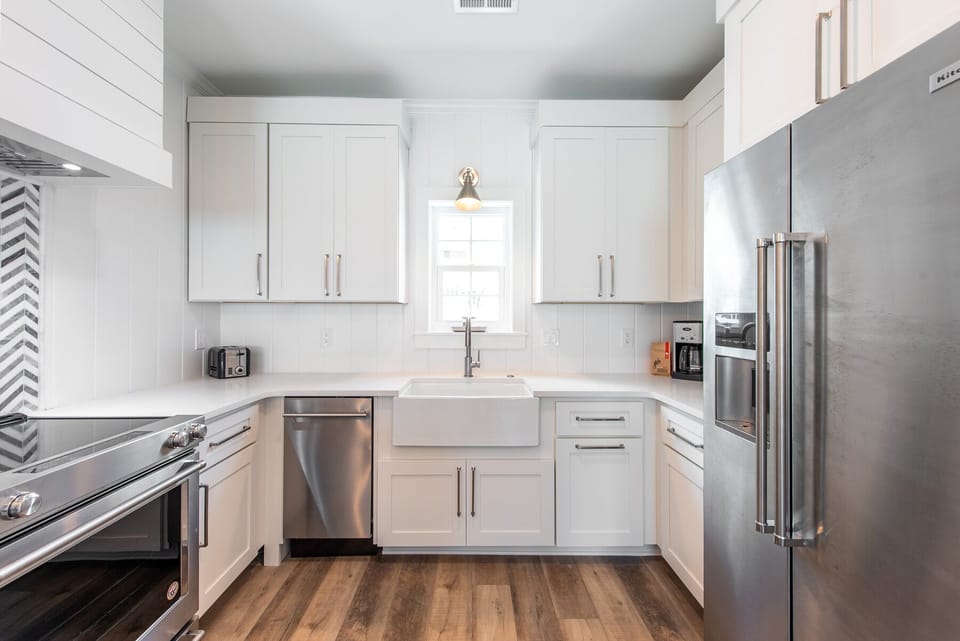 First Floor: Kitchen