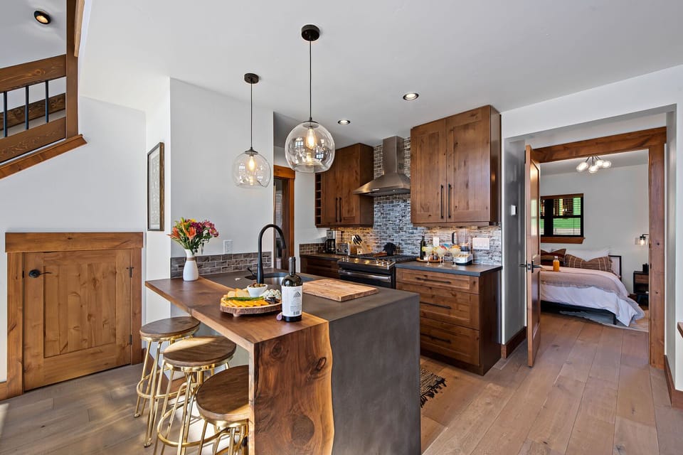 Fully equipped kitchen