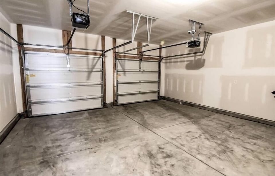 Double car garage best suited for sedans/small/medium size suv