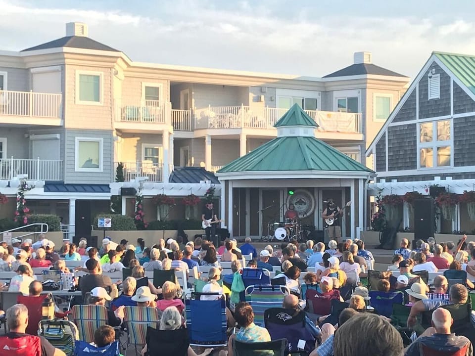 Bethany Grandstand/boardwalk 