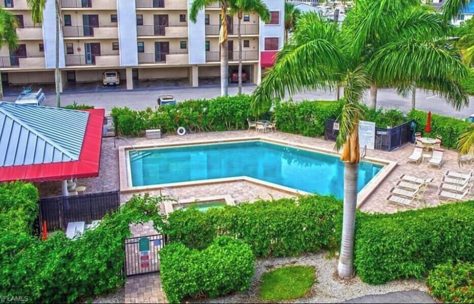 Heated pool and hot tub