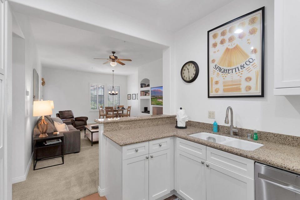 Kitchen - Kitchen View