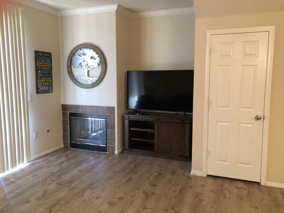 Living room with 60" TV