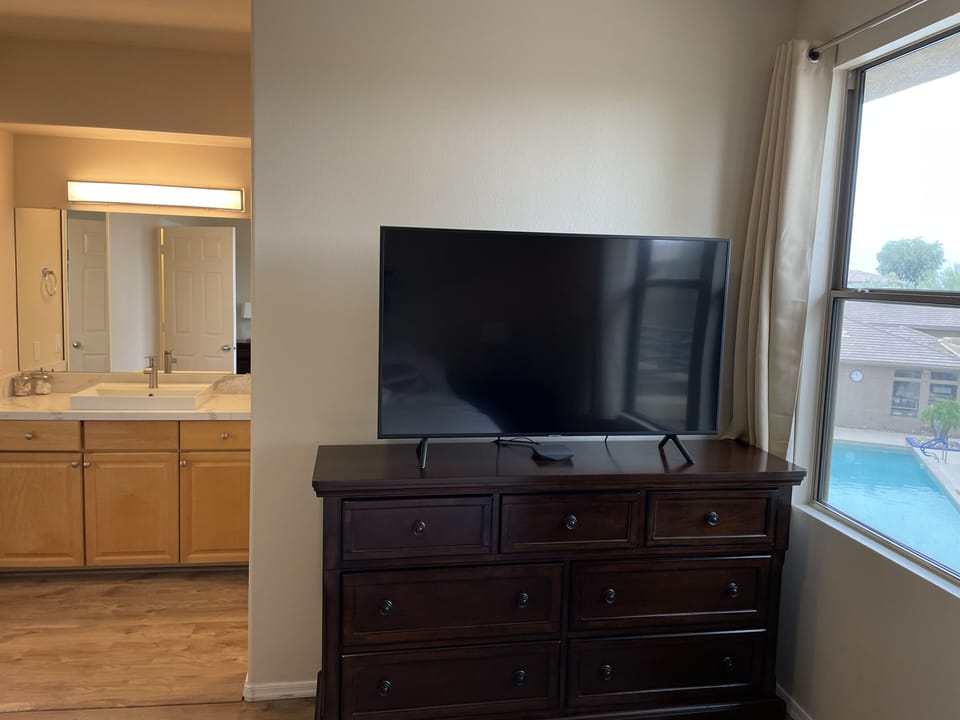 Master bedroom 1