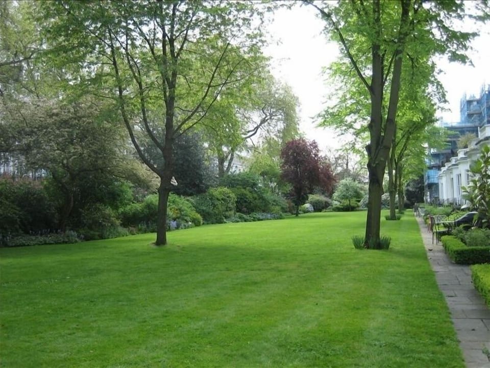 Private Garden for Residents