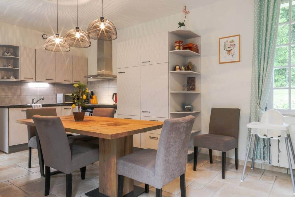Ground floor kitchen and dining area
