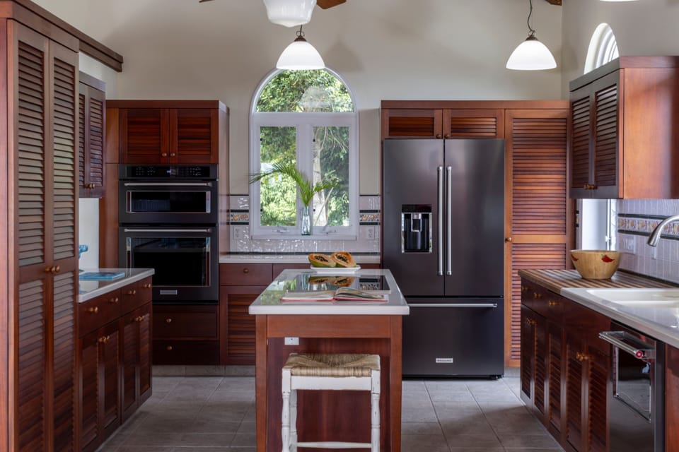 Make gourmet meals at Woodbine Villa