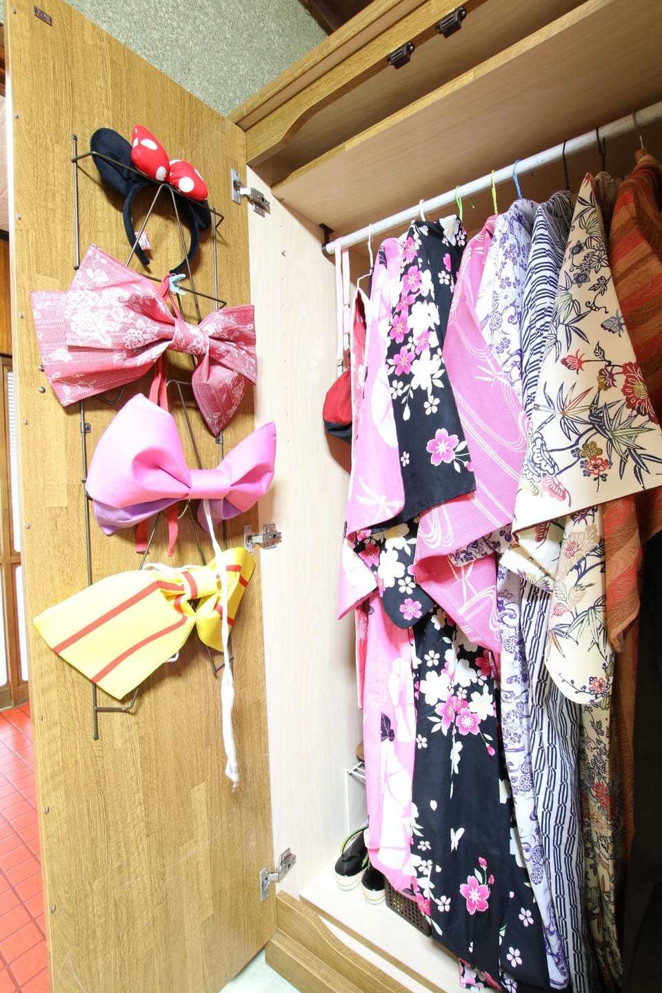 Osaka 2 story-house, Namba 10mins by bus