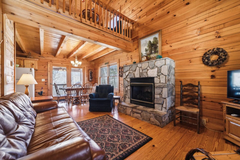 Living room with a gas log fireplace