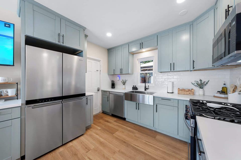 Fully stocked kitchen to prepare your own meals