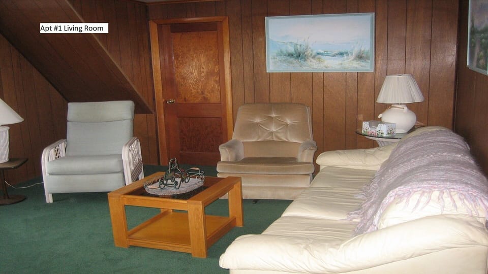 Side #1 Living Room
