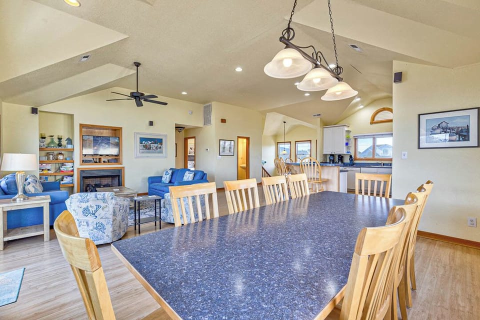 Top-Level Dining Room with Table (seats 12)