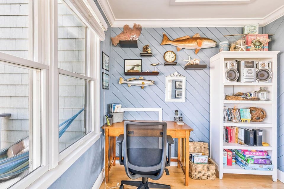 Top-Level Living Room with Workstation