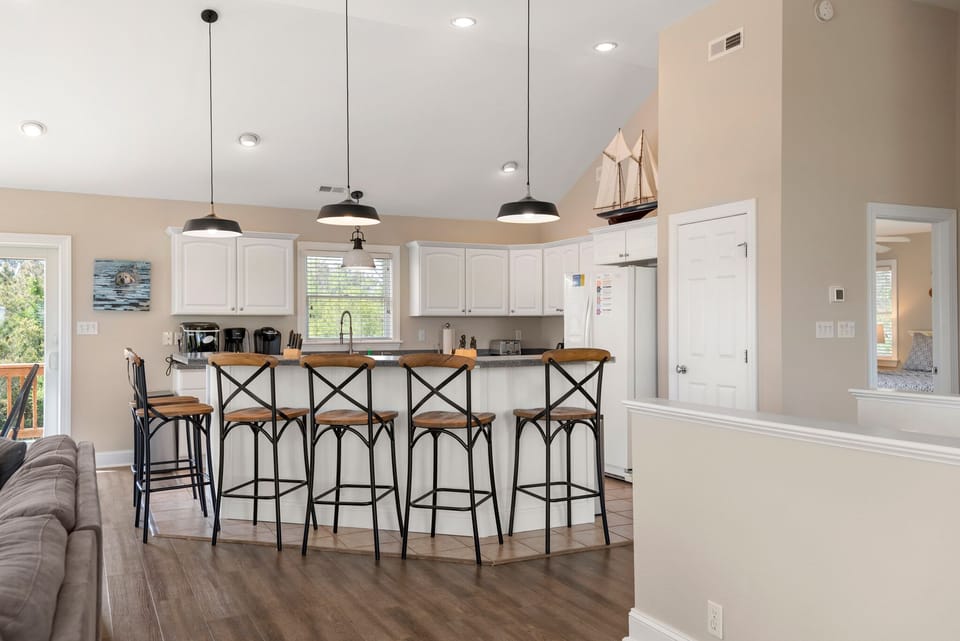 OH92: Banks Retreat  | Top Level Kitchen