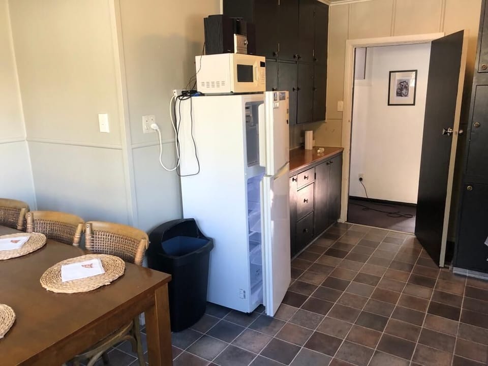 Kitchen / dining