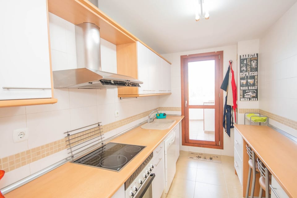 Enjoy the kitchen of this apartment in La Cala de Mijas