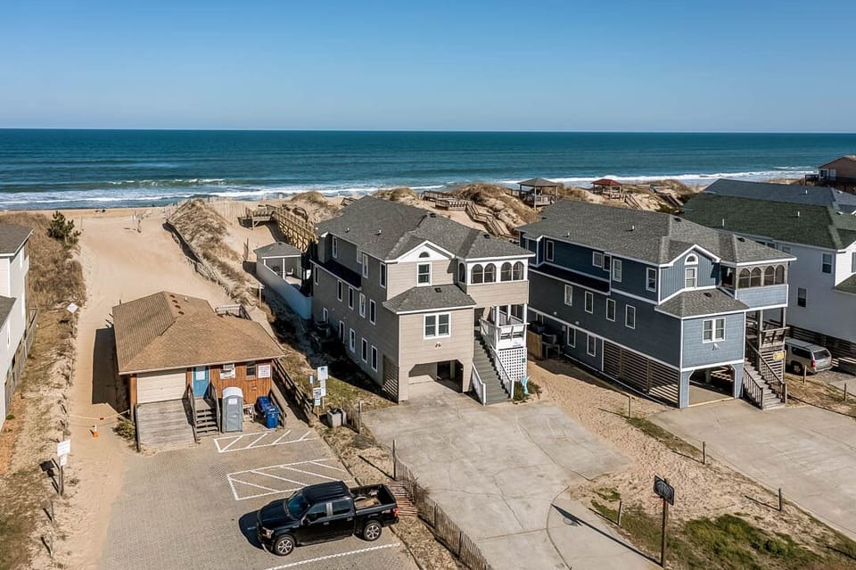 Front Aerial of All Seasons