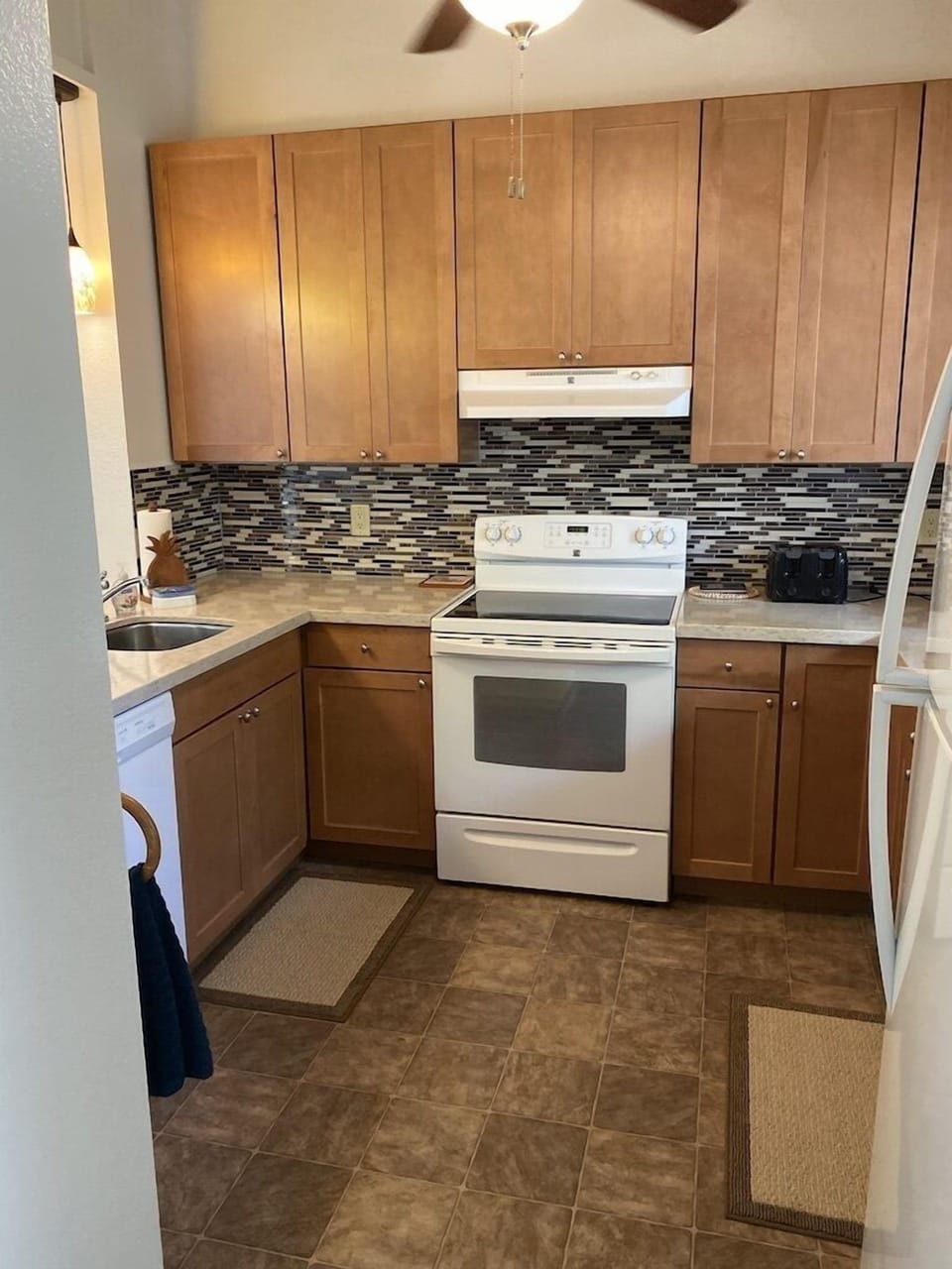 NEWLY REMODELED KITCHEN IN 2019!!