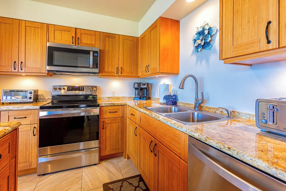 Gourmet Kitchen with updated Appliances