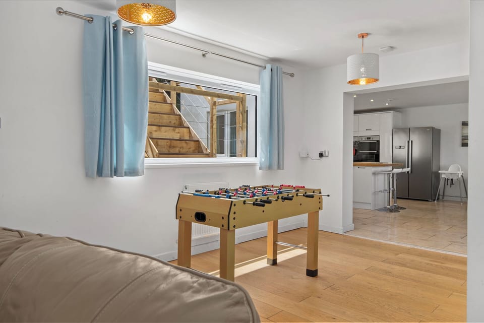 Luxury Cottage, Sea Views