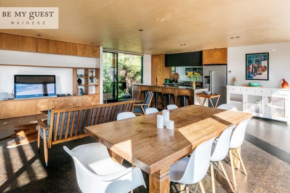 Dining andamp; Living Room