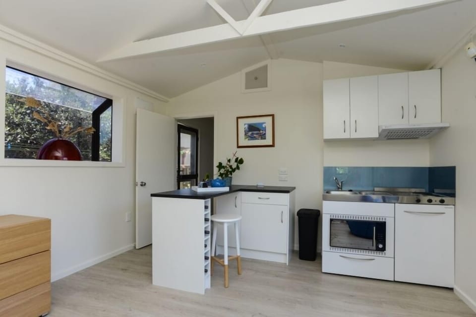 Studio kitchenette