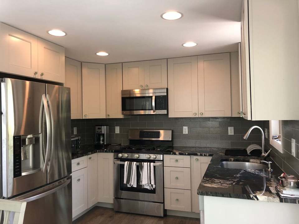Fully renovated Kitchen ,granite counters with  new appliances 