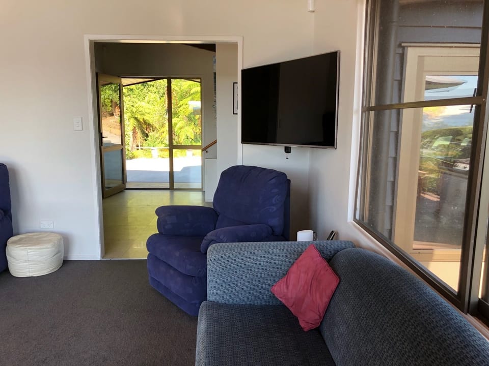 Lounge/Entrance
