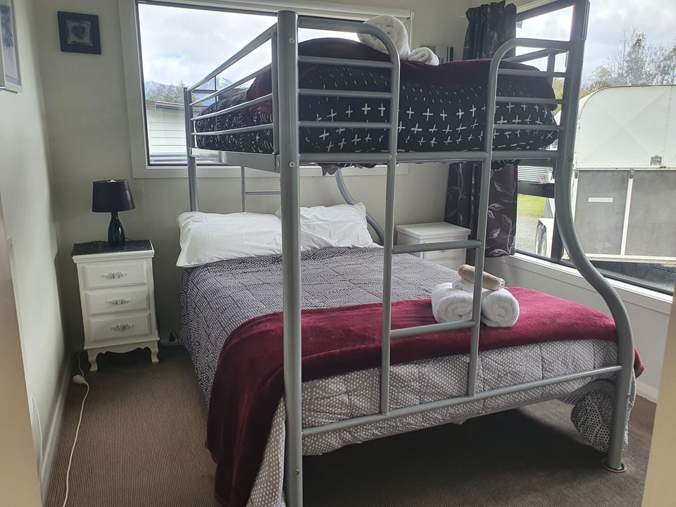 Bright and sunny double bunk base and single up top