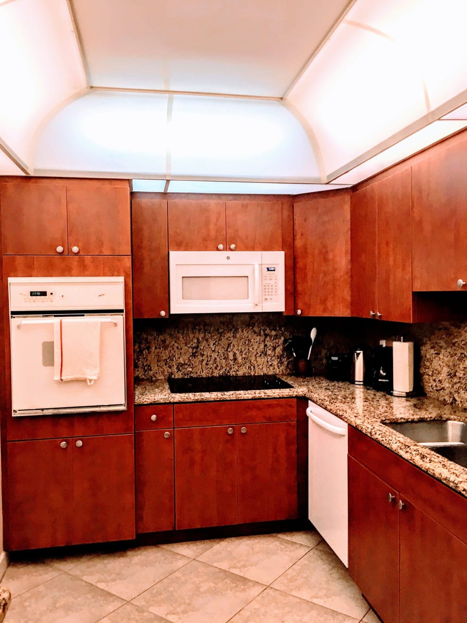 Fully equipped kitchen