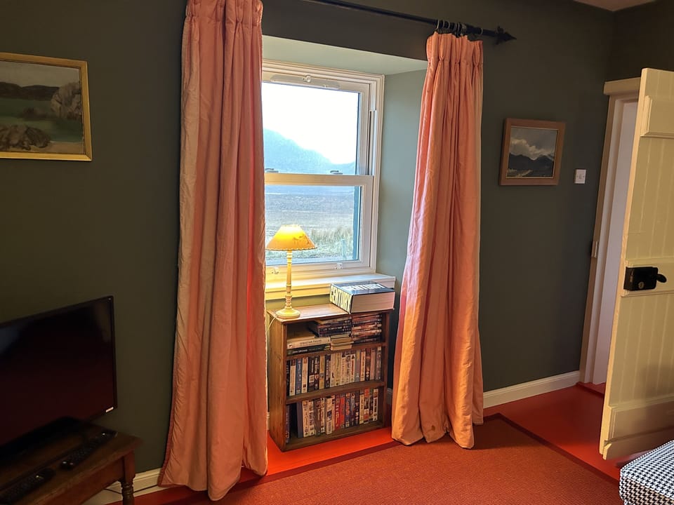 Snug sitting room