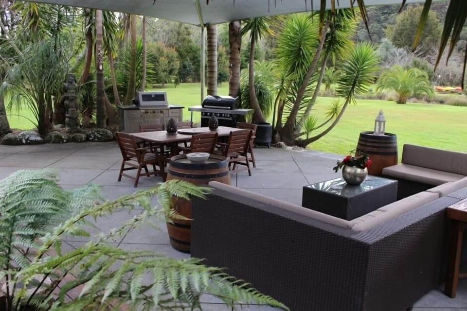 Alfresco Area Undercover