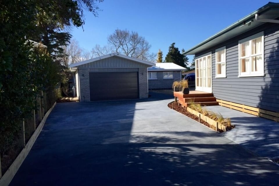 Driveway Entrance