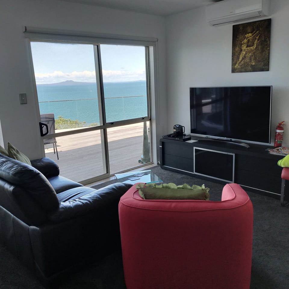 lounge and view