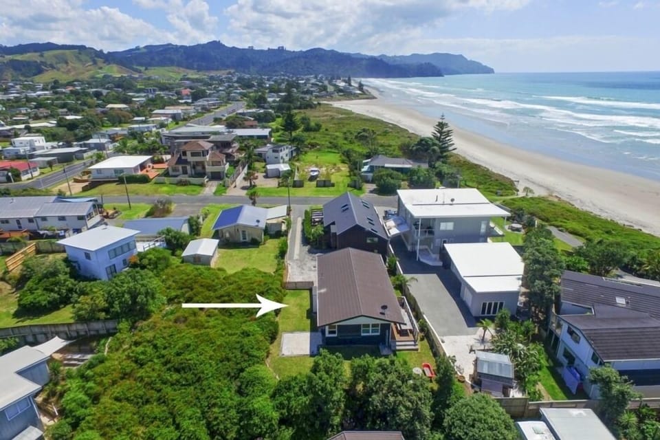 35 metres from the beach with no roads to cross. 9km of white sand to enjoy
