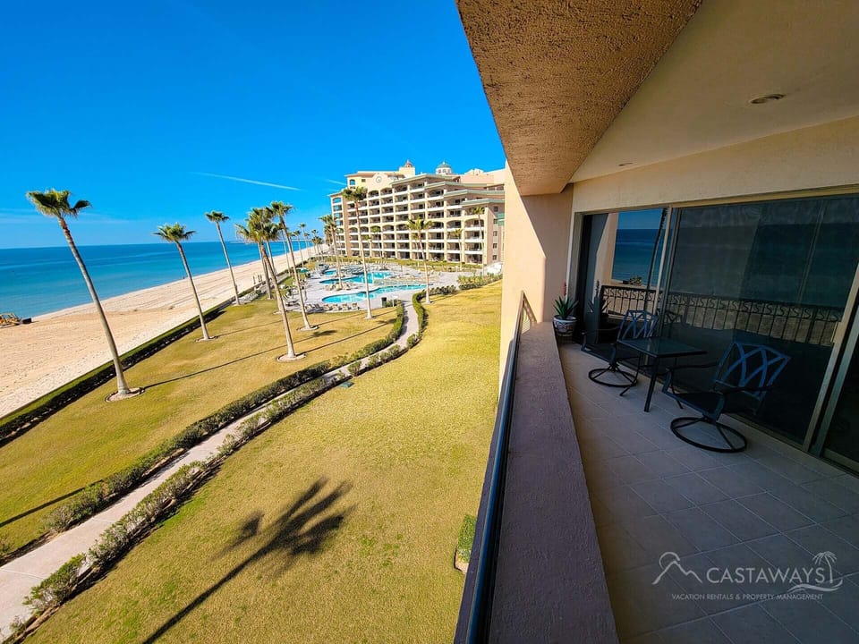 Balcony & Excellent Views