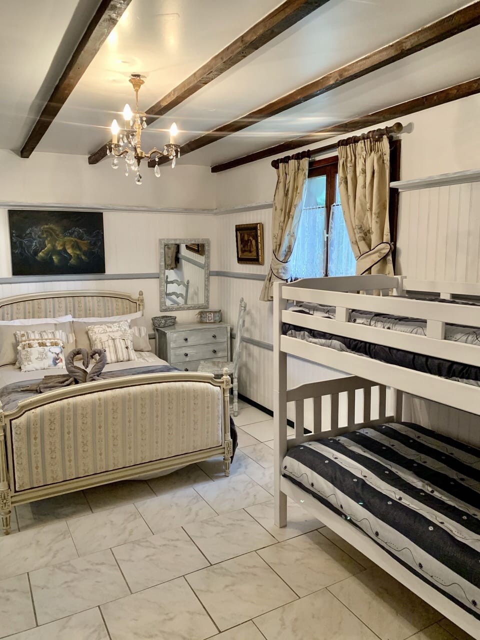 Family room bunk beds and double bed