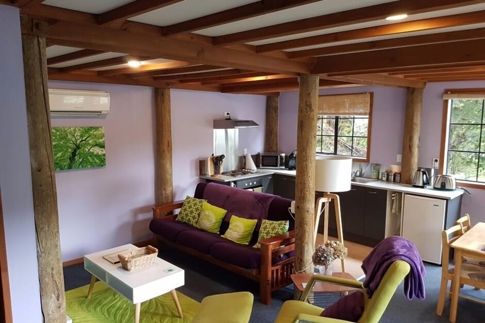 Lounge/kitchen( Fold down double sofa bed). 