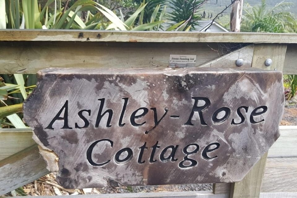 Cosy private cottage